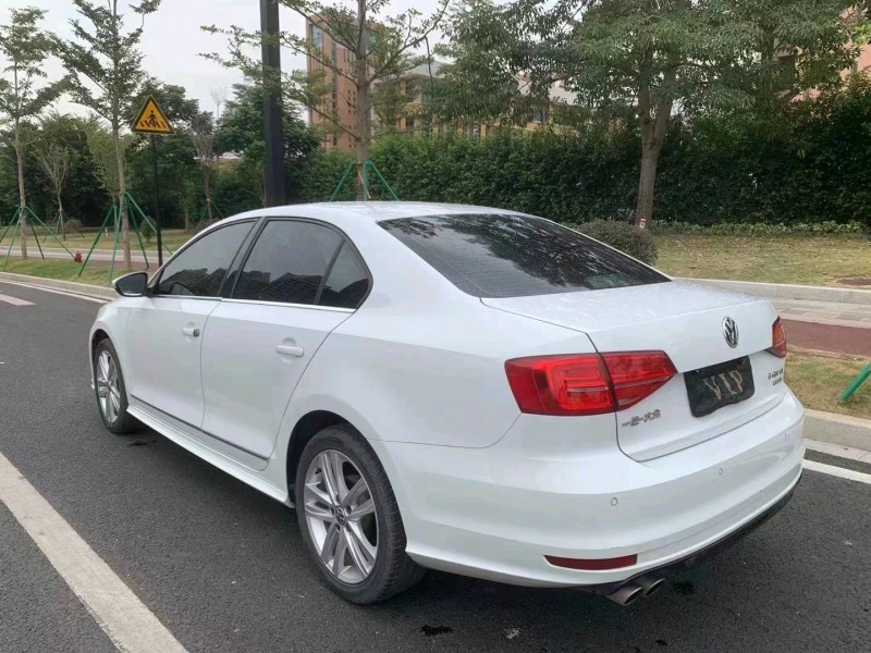 广州19年大众速腾5