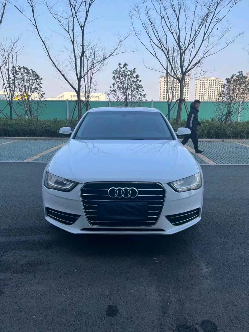 徐州14年奧迪A4L1