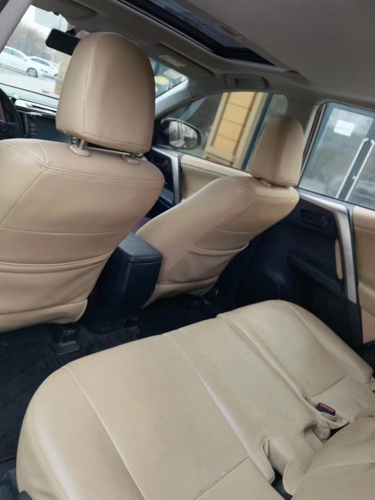 東營16年豐田RAV4榮放5