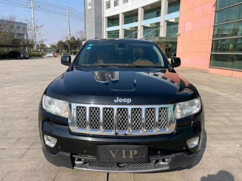 鹽城13年Jeep大切諾基1