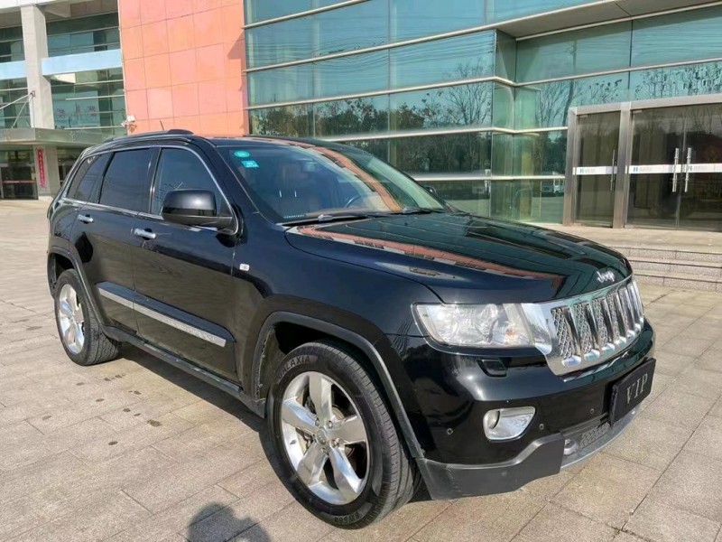 鹽城13年Jeep大切諾基2