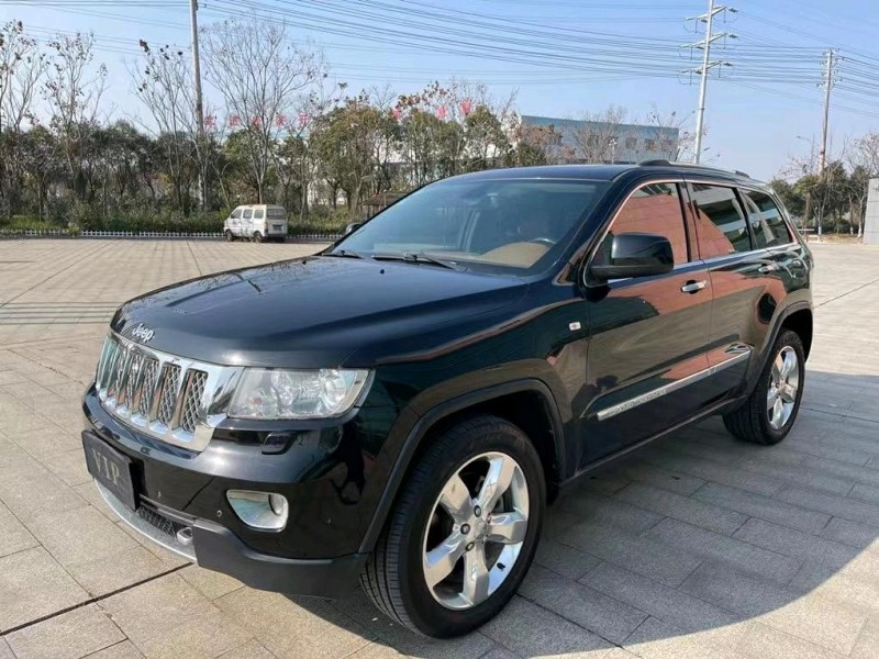 鹽城13年Jeep大切諾基3