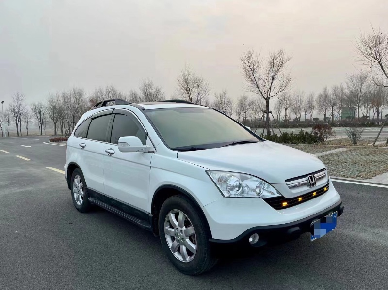 青島09年本田CR-V3