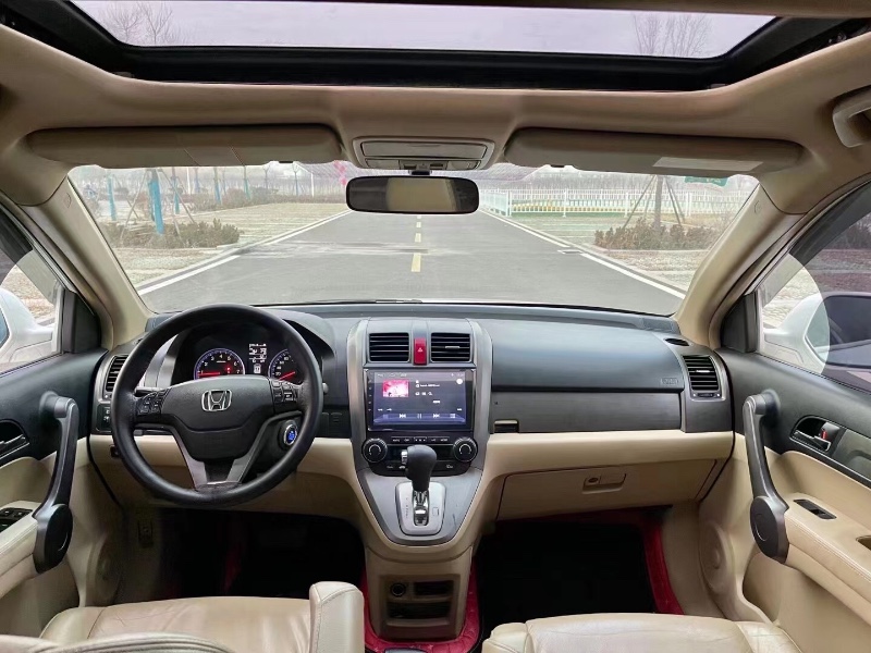 青島09年本田CR-V5