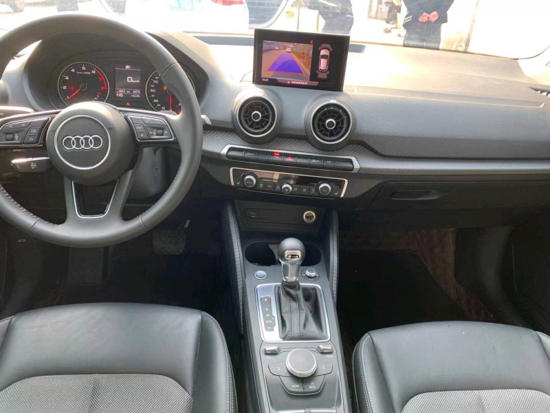 北京21年奥迪Q24