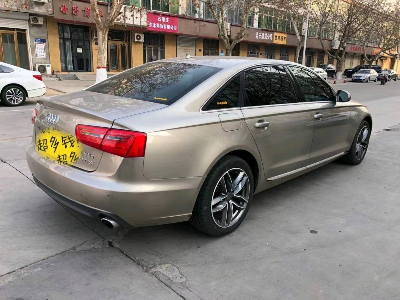 唐山13年奧迪A6L8