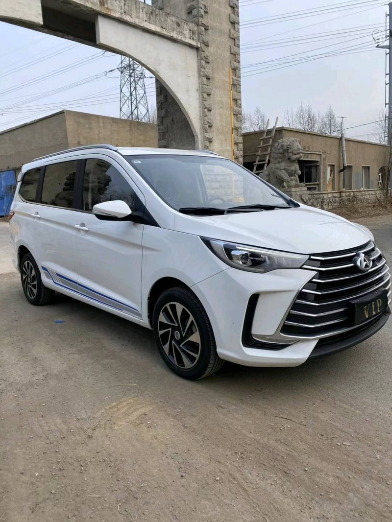 沈陽20年長安汽車歐諾7