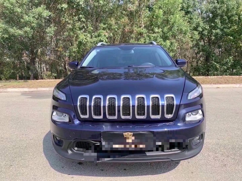 棗莊18年Jeep自由光1
