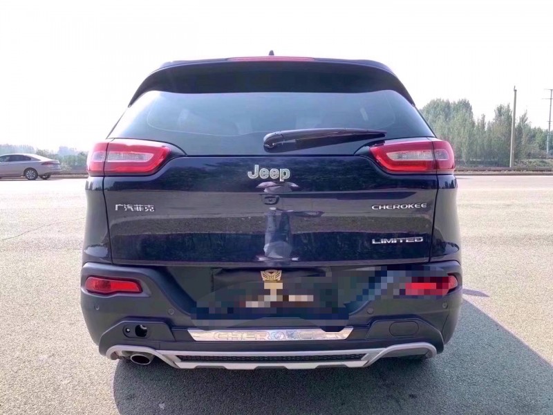 棗莊18年Jeep自由光9