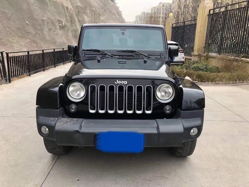 臨夏16年Jeep牧馬人8