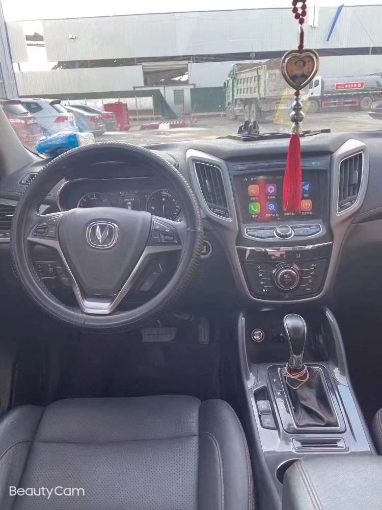 鎮江18年長安汽車CS754