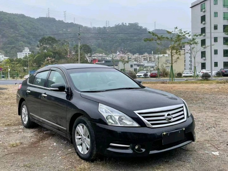 廣州12年日產天籟8