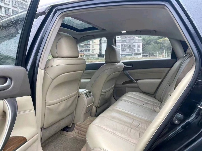 廣州12年日產天籟1