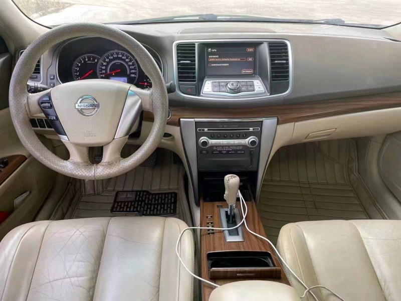 蘇州12年日產天籟8