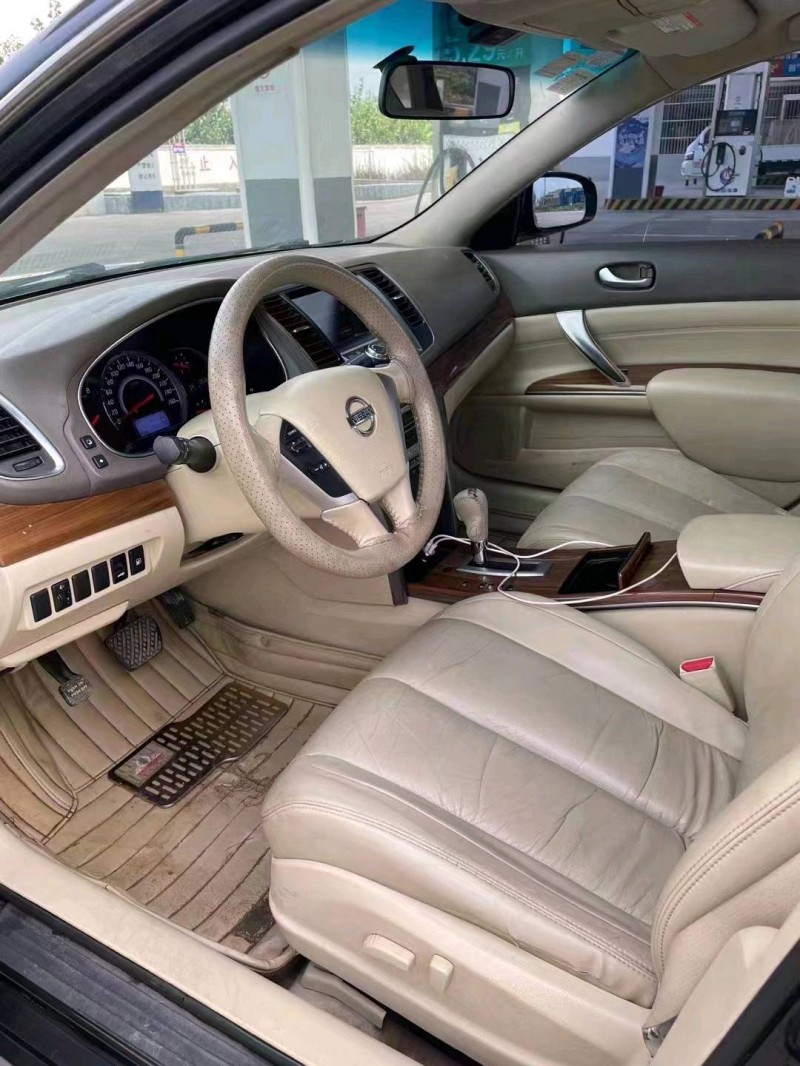 蘇州12年日產天籟9