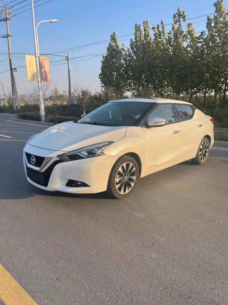 宿遷18年日產藍鳥2