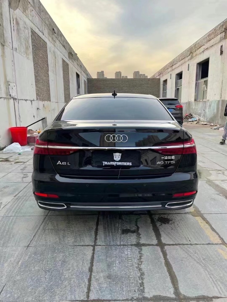 昆明21年奧迪A6L6