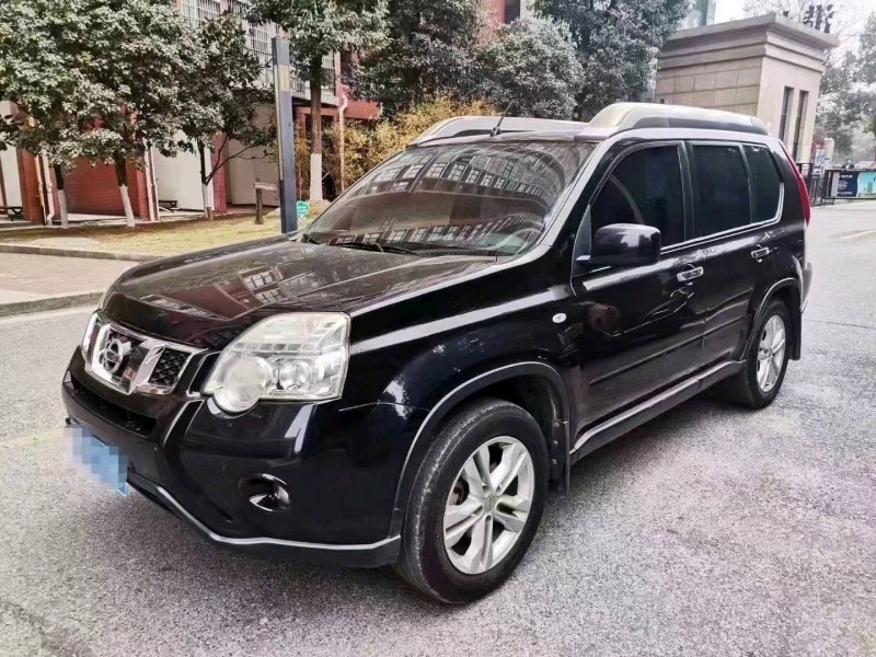河池12年日產奇駿3