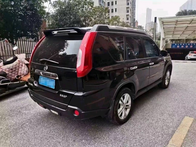 河池12年日產奇駿4