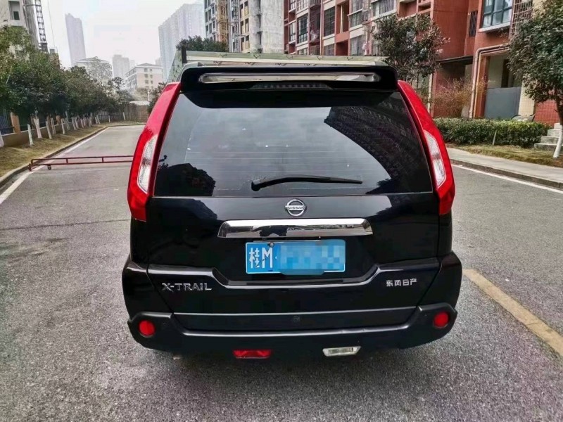 河池12年日產奇駿5