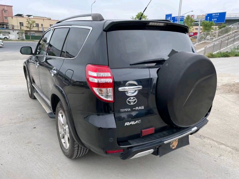 廣州11年豐田RAV4榮放7