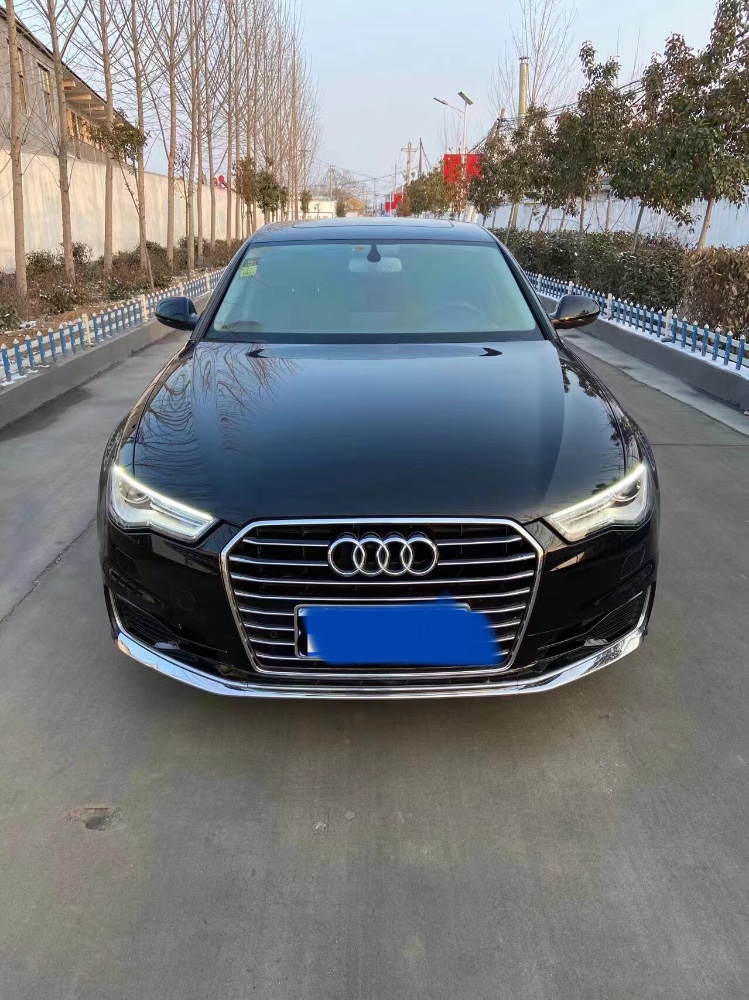 威海17年奧迪A6L1