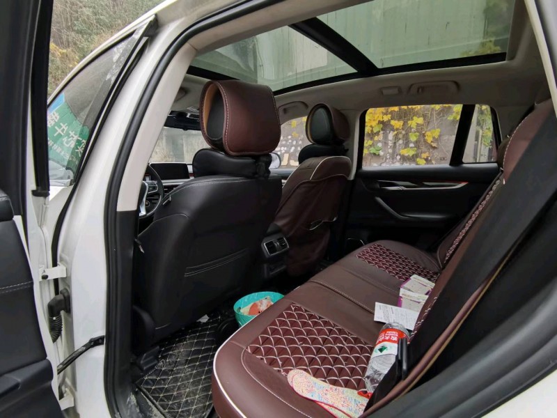 岳陽17年漢騰汽車X75