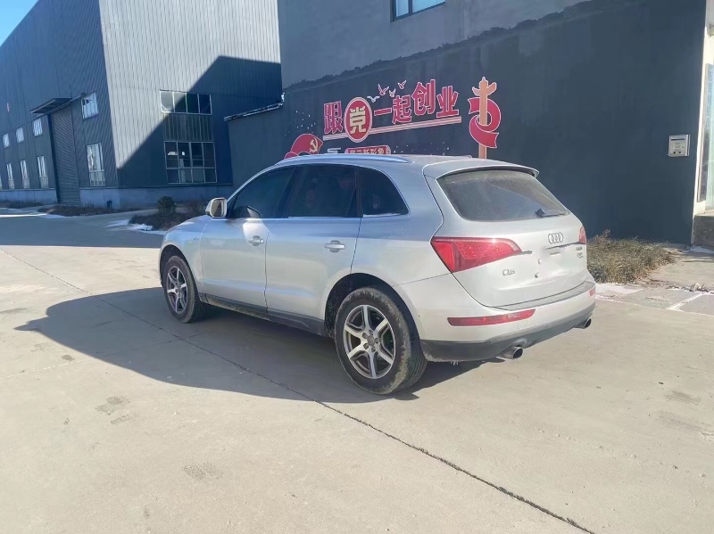 德州10年奧迪Q57