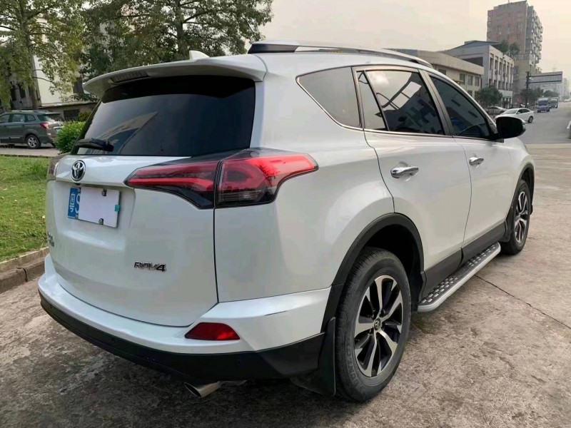 江門16年豐田RAV4榮放9
