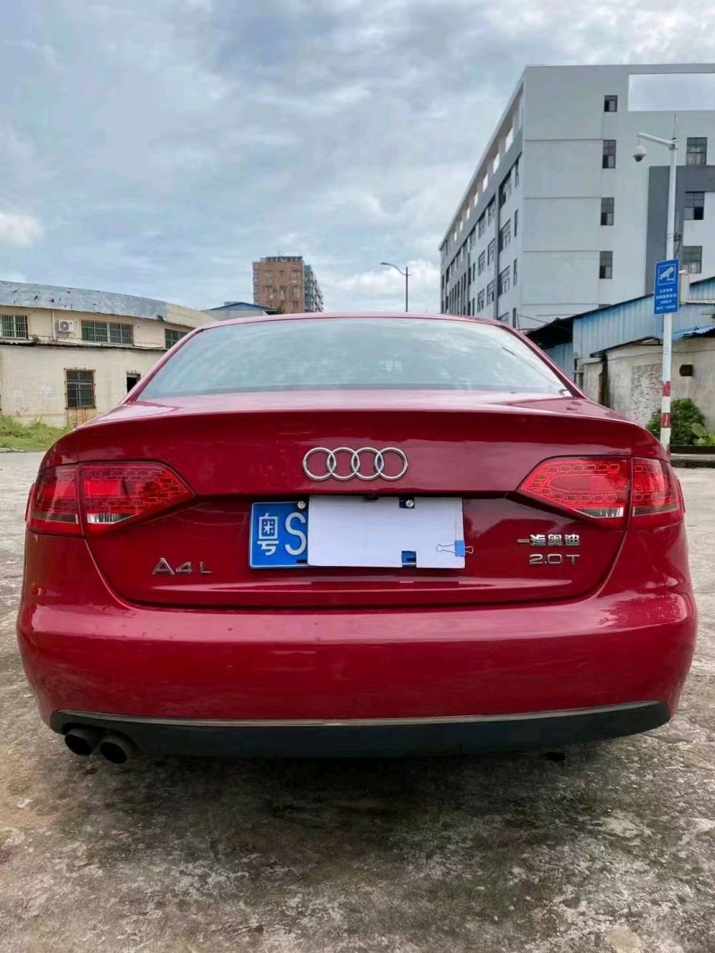 江門12年奧迪A4L8
