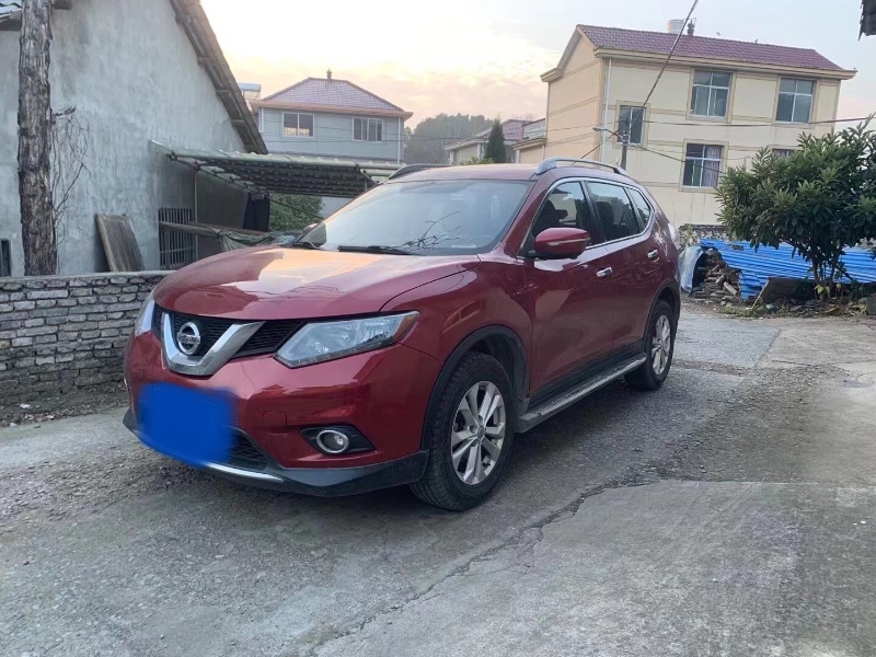 臺州15年日產奇駿2