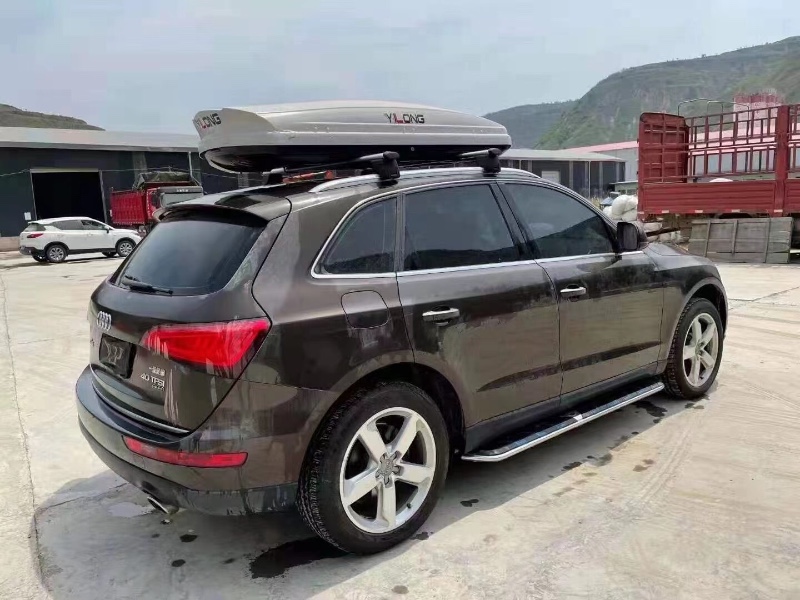 金昌16年奧迪Q58