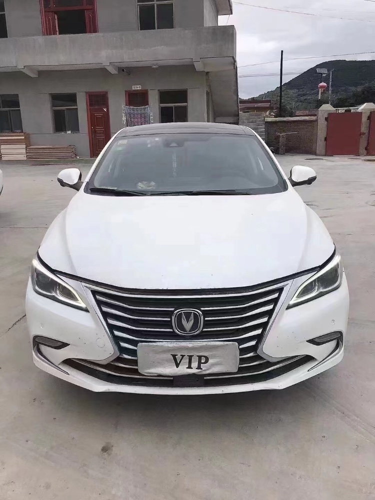 臨夏18年長安汽車睿騁1