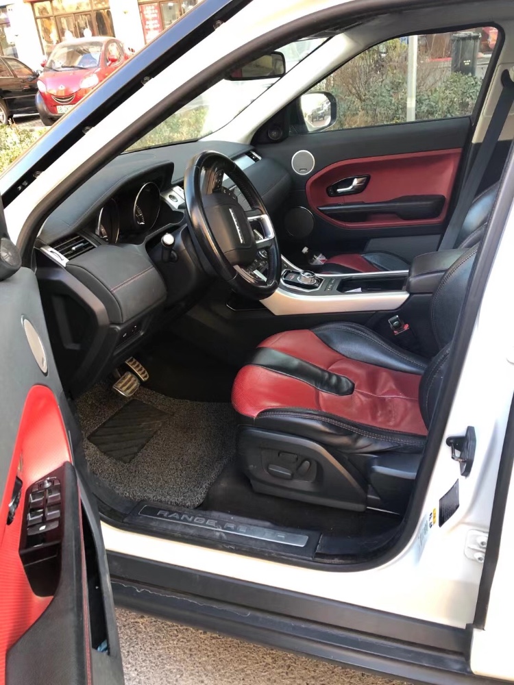 青岛13年路虎极光4