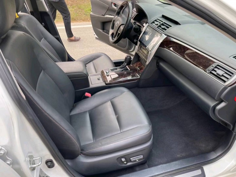 徐州17年丰田凯美瑞6