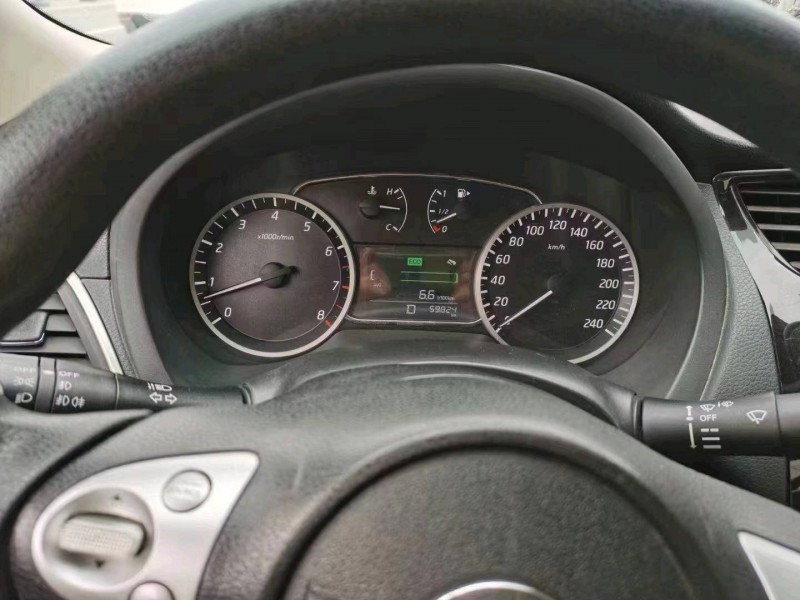 滄州16年日產軒逸5
