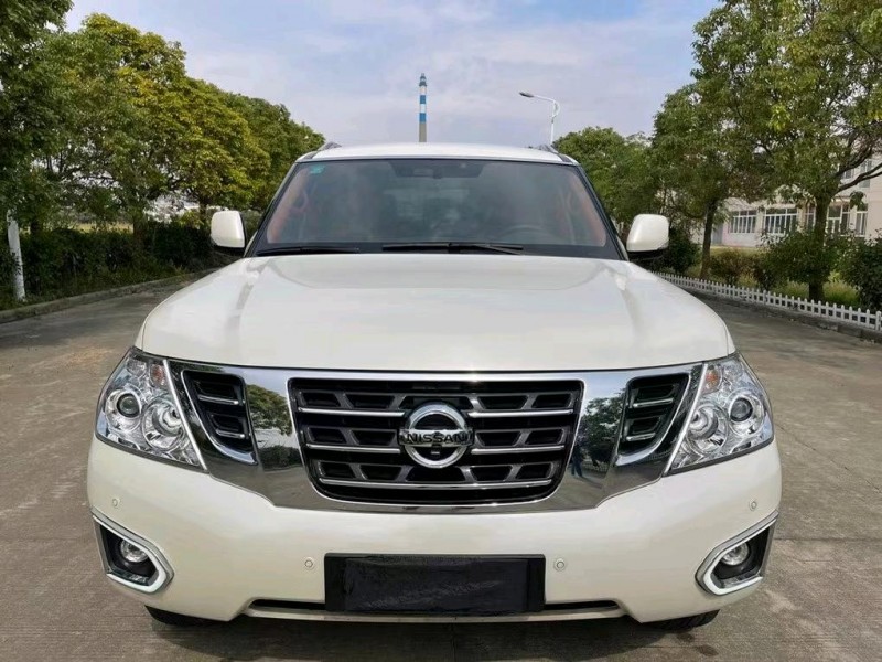 鹽城19年日產途樂8