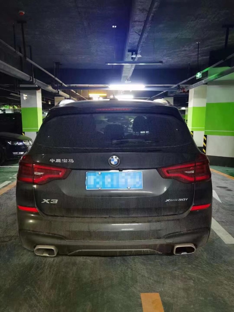 達州20年寶馬X38