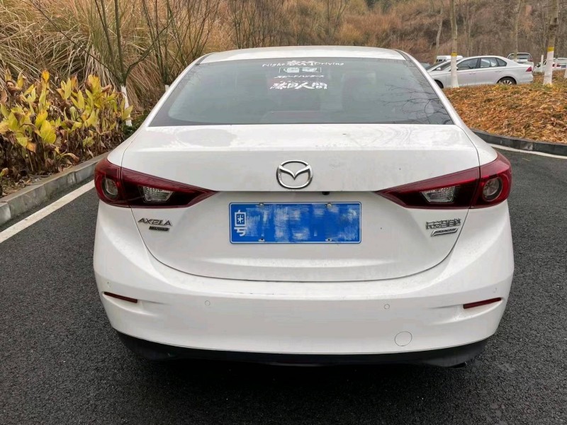 宜昌18年馬自達昂克賽拉8