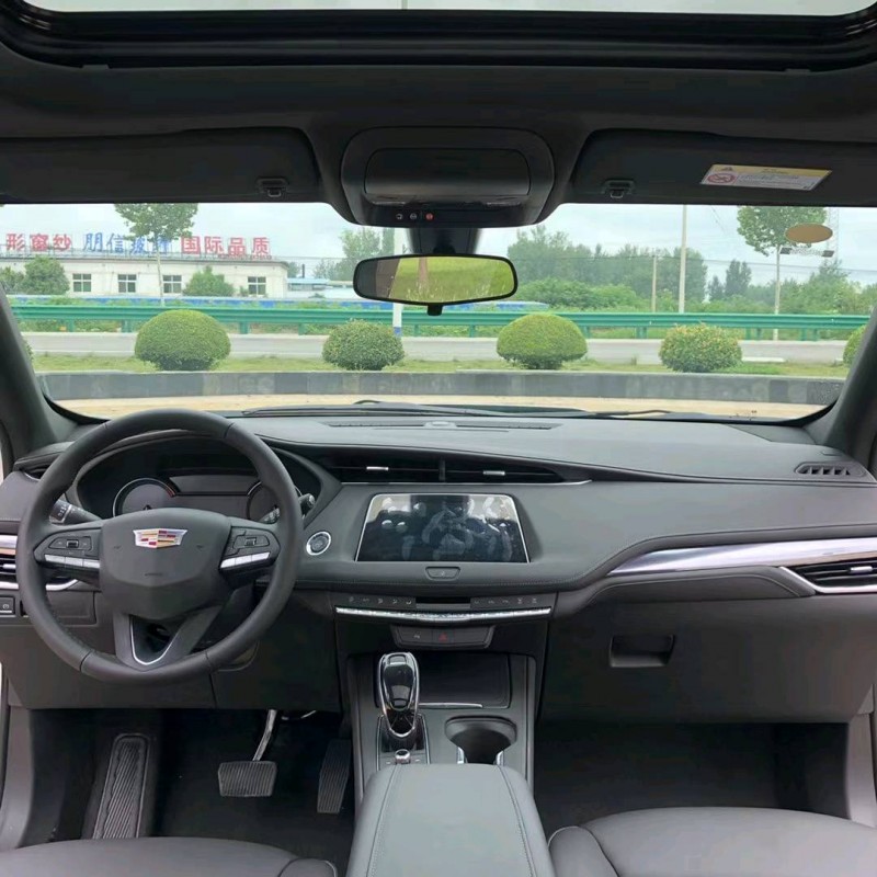 北京20年凱迪拉克XT46