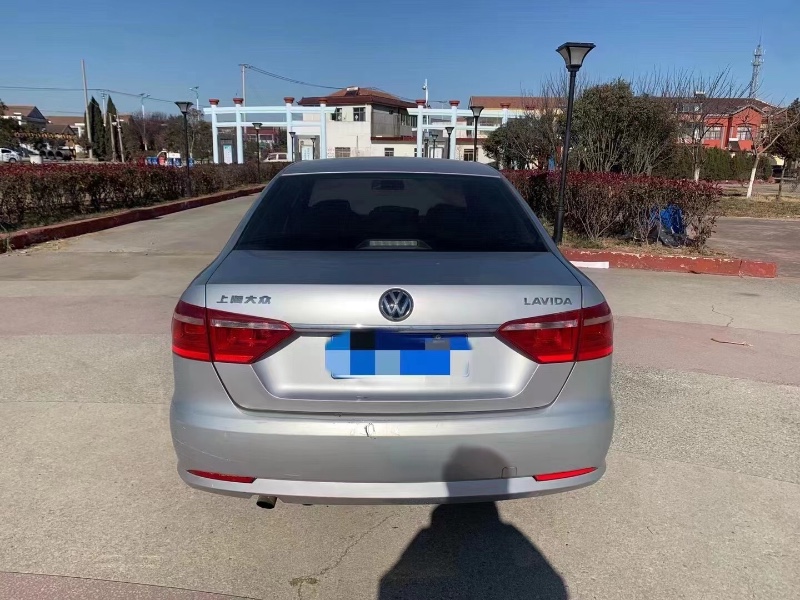 泰州14年大众朗逸7