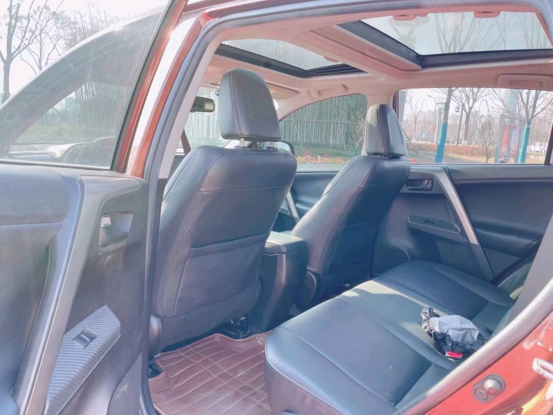 鹽城15年豐田RAV4榮放5