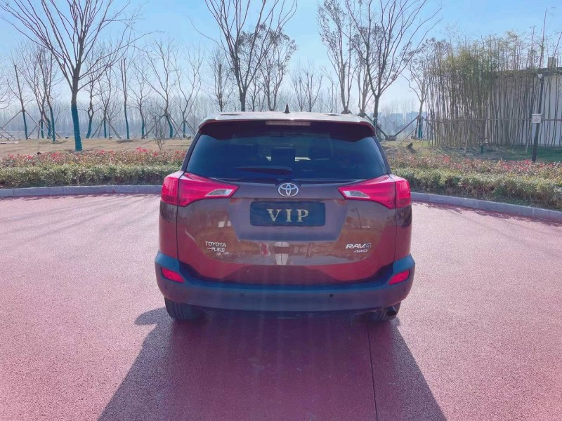鹽城15年豐田RAV4榮放9