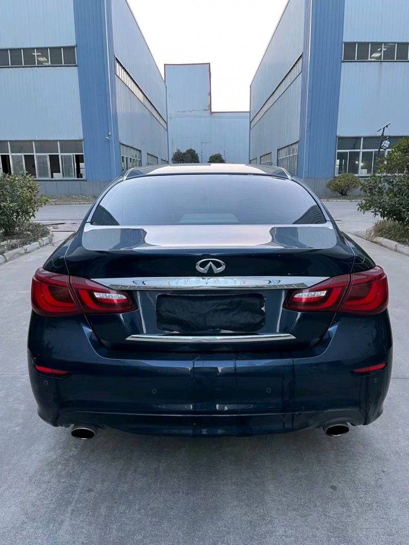 徐州19年英菲尼迪QX701