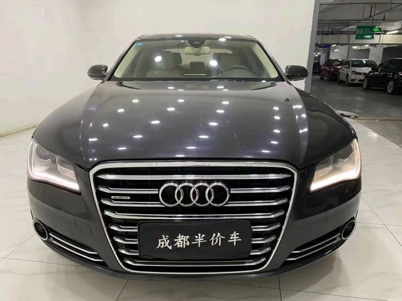 成都11年奧迪A8L1