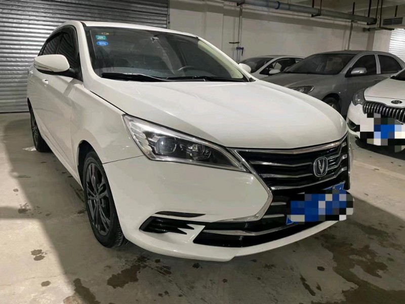 成都19年長安汽車逸動9
