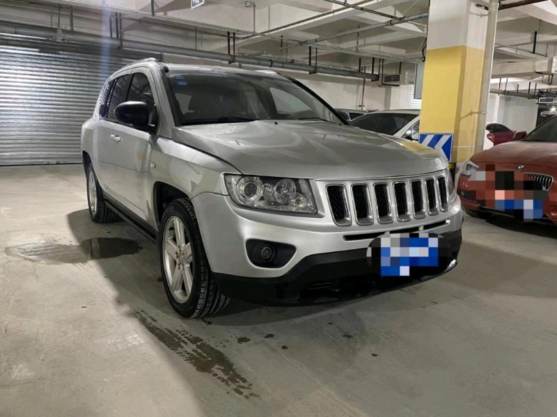 成都13年Jeep指南者9