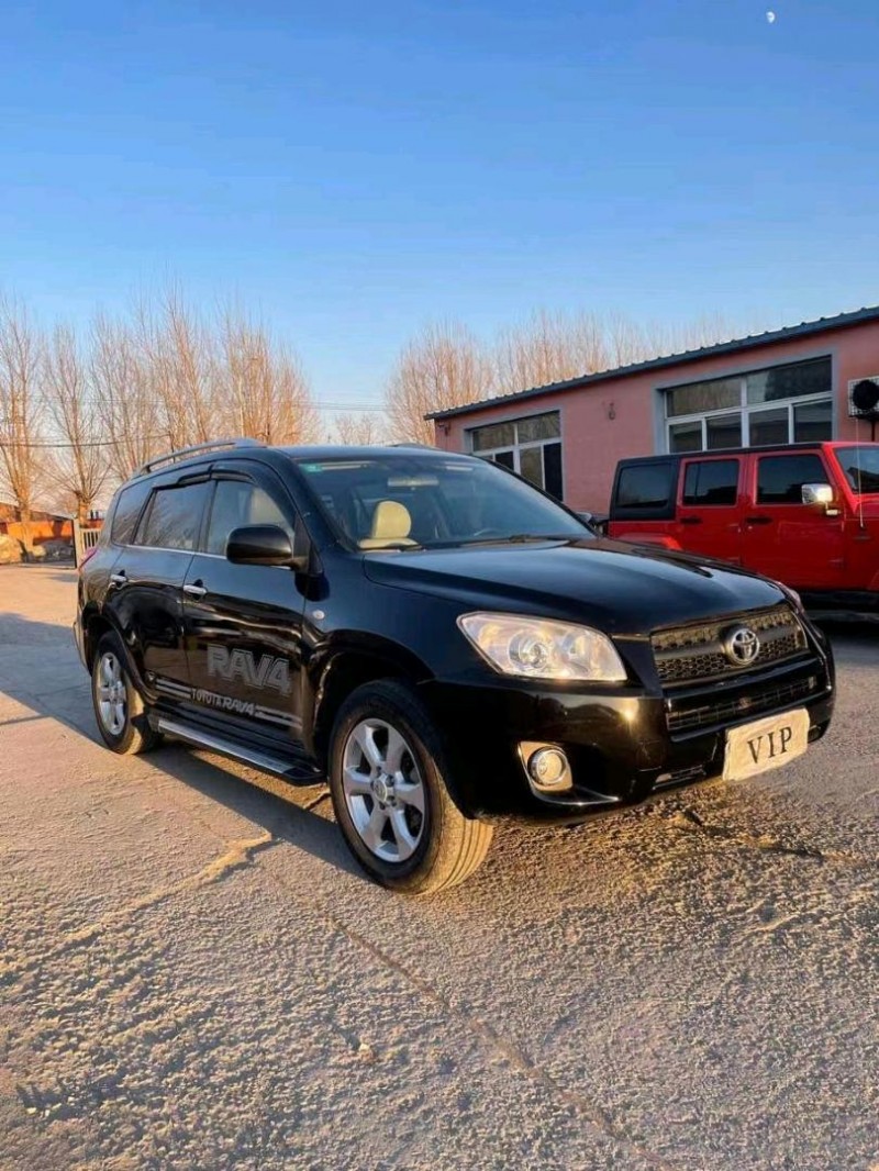 沈陽13年豐田RAV4榮放3