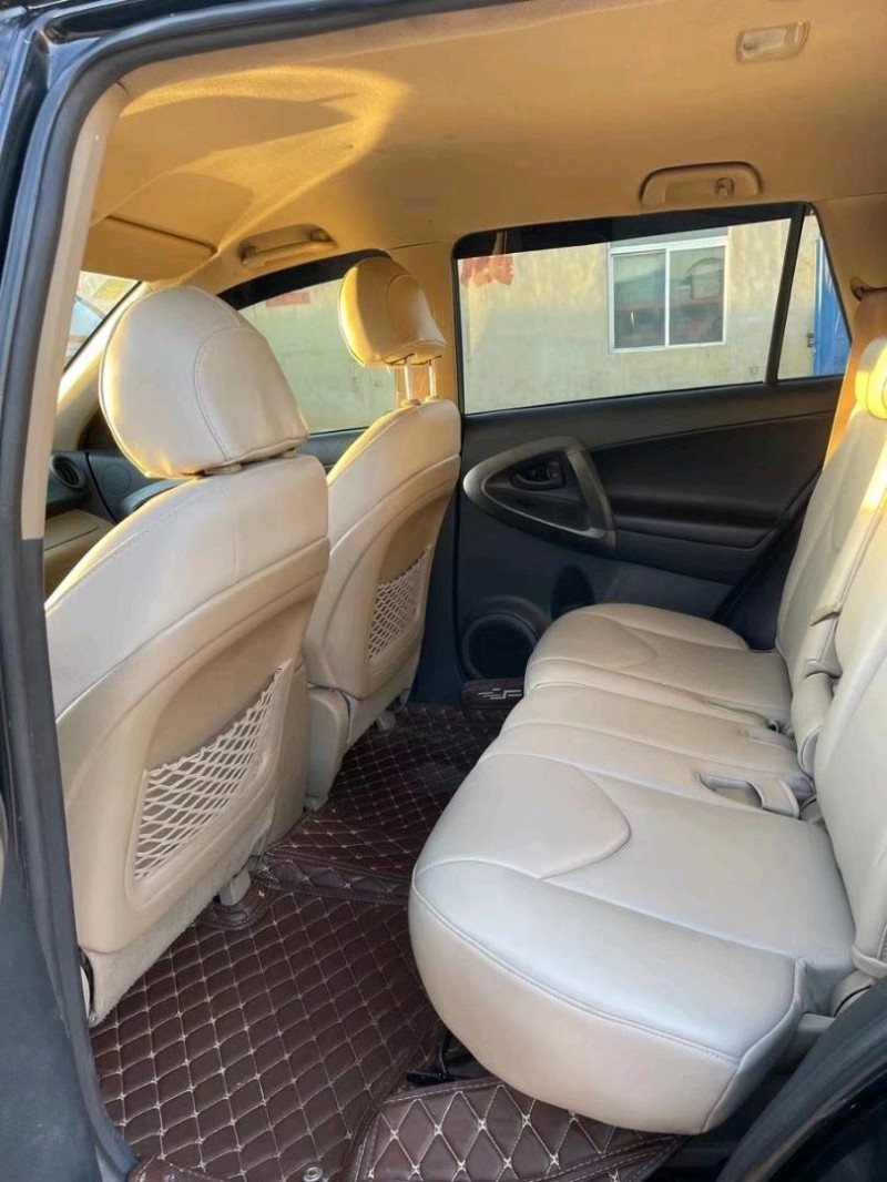 沈陽13年豐田RAV4榮放7