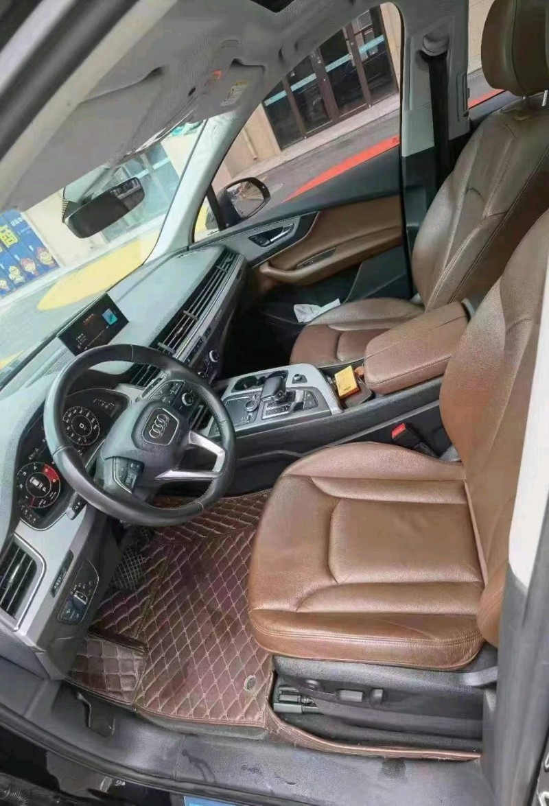 大連20年奧迪Q75